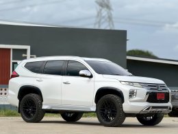 MITSUBISHI PAJERO SPORT 2.4 GT Premium 4WD AT ปี2020 ราคา999,000บาท