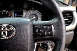HILUX SMART CAB2.4 Z EDITION J PLUS MT ปี2019ราคา379,000บาท มือสอง