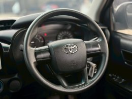 TOYOTA REVO SMART CAB 2.4 Z EDITION J PLUS AT ปี2019 ราคา389,000บาท