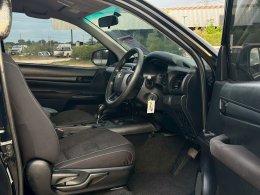 TOYOTA REVO SMART CAB 2.4 Z EDITION J PLUS AT ปี2019 ราคา389,000บาท