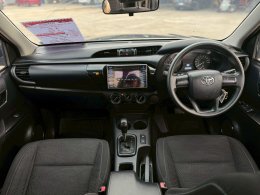 TOYOTA REVO SMART CAB 2.4 Z EDITION J PLUS AT ปี2019 ราคา389,000บาท