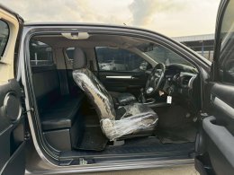 TOYOTA REVO SMART CAB 2.4 Z EDITION MID MT ปี2020 ราคา419,000บาท