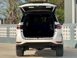 TOYOTA FORTUNER 2.4 LEGENDER ปี2020 ราคา1,190,000บาท