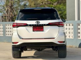 TOYOTA FORTUNER 2.4 LEGENDER ปี2020 ราคา1,190,000บาท