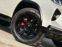 TOYOTA FORTUNER 2.4 LEGENDER ปี2020 ราคา1,190,000บาท