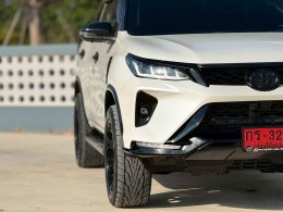 TOYOTA FORTUNER 2.4 LEGENDER ปี2020 ราคา1,190,000บาท