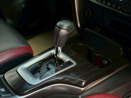 TOYOTA FORTUNER 2.4 LEGENDER ปี2020 ราคา1,190,000บาท