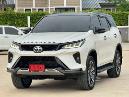 TOYOTA FORTUNER 2.4 Legender 4WD AT 2022/1,269,000