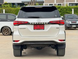 TOYOTA FORTUNER 2.4 Legender 4WD AT 2022/1,269,000