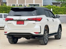TOYOTA FORTUNER 2.4 Legender 4WD AT 2022/1,269,000