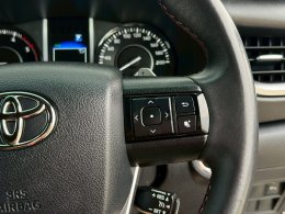 TOYOTA FORTUNER 2.4 Legender 4WD AT 2022/1,269,000