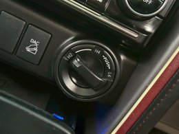 TOYOTA FORTUNER 2.4 Legender 4WD AT 2022/1,269,000