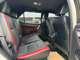 TOYOTA FORTUNER 2.4 Legender 4WD AT 2022/1,269,000
