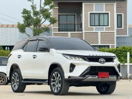 TOYOTA FORTUNER 2.4 Legender 4WD AT 2022/1,269,000