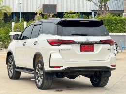 TOYOTA FORTUNER 2.4 Legender 4WD AT 2022/1,269,000