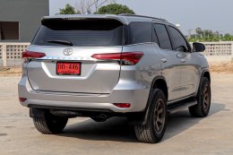 TOYOTA FORTUNER 2.4 V AT ปี2017 ราคา799,000บาท