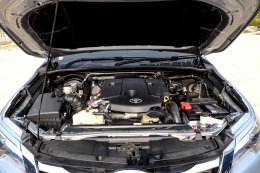 TOYOTA FORTUNER 2.4 V AT ปี2017 ราคา799,000บาท
