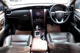 TOYOTA FORTUNER 2.4 V AT ปี2017 ราคา799,000บาท