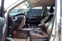 TOYOTA FORTUNER 2.4 V AT ปี2017 ราคา799,000บาท