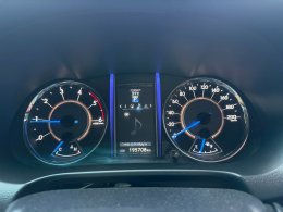 TOYOTA FORTUNER 2.4 V AT ปี2017 ราคา799,000บาท