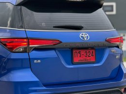 TOYOTA FORTUNER 2.8 V 4WD AT (AB/ABS) ปี2019 ราคา959,000บาท