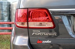 TOYOTA FORTUNER 3.0 V 4WD AT ปี 2007 ราคา 379,000