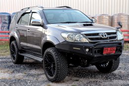 TOYOTA FORTUNER 3.0 V 4WD AT ปี 2007 ราคา 379,000