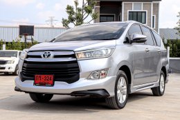 TOYOTA INNOVA 2.8 CRYSTAT G AT ปี2019 ราคา659,000