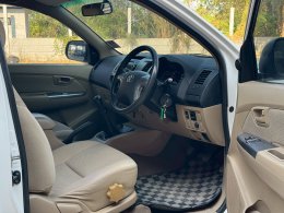 TOYOTA VIGO SMART CAB  2.5 G (AB/ABS) MT ปี2014 ราคา279,000บาท