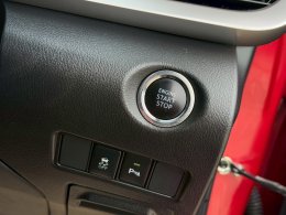 TOYOTA YARIS 1.2 G CVT HATCH AT ปี2018 ราคา369,000บาท