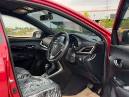 TOYOTA YARIS 1.2 G CVT HATCH AT ปี2018 ราคา369,000บาท