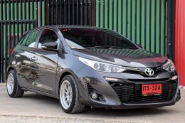 TOYOTA C-HR 1.8 HV MID CVT (HYBRID) AT ปี2020 ราคา659,000
