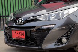 TOYOTA C-HR 1.8 HV MID CVT (HYBRID) AT ปี2020 ราคา659,000