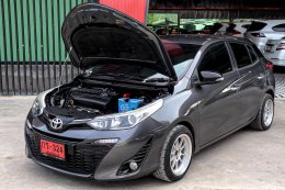 TOYOTA C-HR 1.8 HV MID CVT (HYBRID) AT ปี2020 ราคา659,000