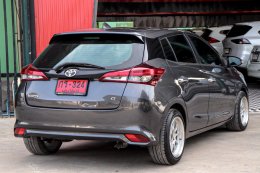 TOYOTA C-HR 1.8 HV MID CVT (HYBRID) AT ปี2020 ราคา659,000