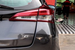 TOYOTA C-HR 1.8 HV MID CVT (HYBRID) AT ปี2020 ราคา659,000