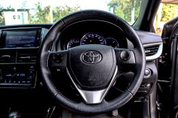 TOYOTA C-HR 1.8 HV MID CVT (HYBRID) AT ปี2020 ราคา659,000