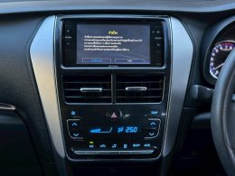 TOYOTA YARIS ATIV1.2 MID CVT AT(AB/ABS) ปี2020 ราคา399,000บาท