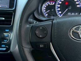 TOYOTA YARIS ATIV1.2 MID CVT AT(AB/ABS) ปี2020 ราคา399,000บาท