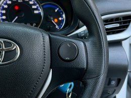 TOYOTA YARIS ATIV1.2 MID CVT AT(AB/ABS) ปี2020 ราคา399,000บาท