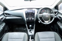 TOYOTA YARIS ATIV 1.2 J CVT ปี2018 ราคา449,000 บาท