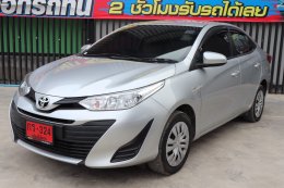 TOYOTA YARIS ATIV 1.2 J CVT ปี2018 ราคา449,000 บาท