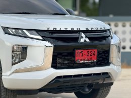 MITSUBISHI TRITON DUAL CAB 2.4 GLS MT 4WD(AB/ABS) ปี2022 ราคา599,000บาท