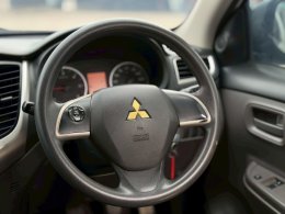 MITSUBISHI TRITON EXT. CAB 2.5 GLX MT (AB/ABS) ปี2018 ราคา299,000บาท