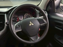 MITSUBISHI TRITON EXT. CAB 2.5 GLX MT (AB/ABS) ปี2019 ราคา349,000บาท