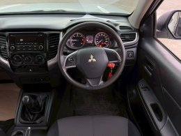 MITSUBISHI TRITON EXT. CAB 2.5 GLX MT (AB/ABS) ปี2019 ราคา349,000บาท