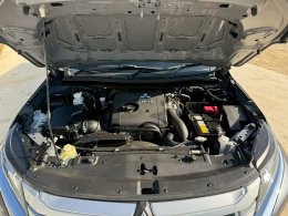 MITSUBISHI TRITON EXT. CAB  2.5 GLX MT (AB/ABS)  ปี2021 ราคา439,000บาท