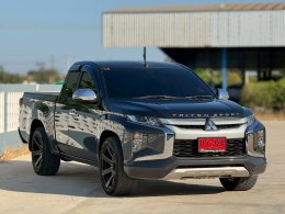 MITSUBISHI TRITON EXT. CAB  2.5 GLX MT (AB/ABS)  ปี2021 ราคา439,000บาท