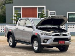TOYOTA HILUX REVO DUAL CAB 2.4 PRERUNNER G AT ปี2017 ราคา549,000บาท