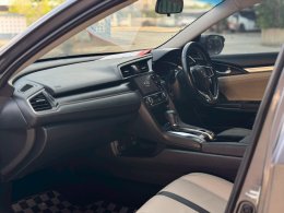 HONDA CIVIC 1.8 EL I-VTEC (AB/ABS) AT ปี2017 ราคา559,000บาท